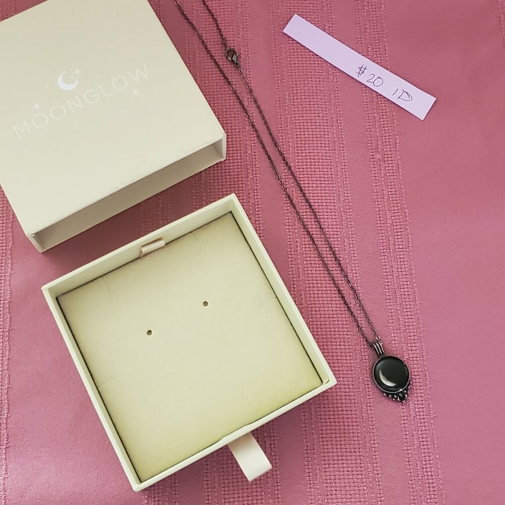 Moonglow necklace 1D phase moon glow pendant on chain